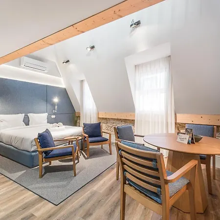 Apartment Guestready - Mercadores 150 *